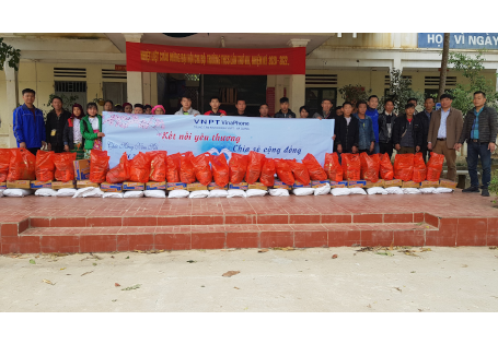 Chương trình từ thiện "Kết nối yêu thương, Chia sẻ cộng đồng"
